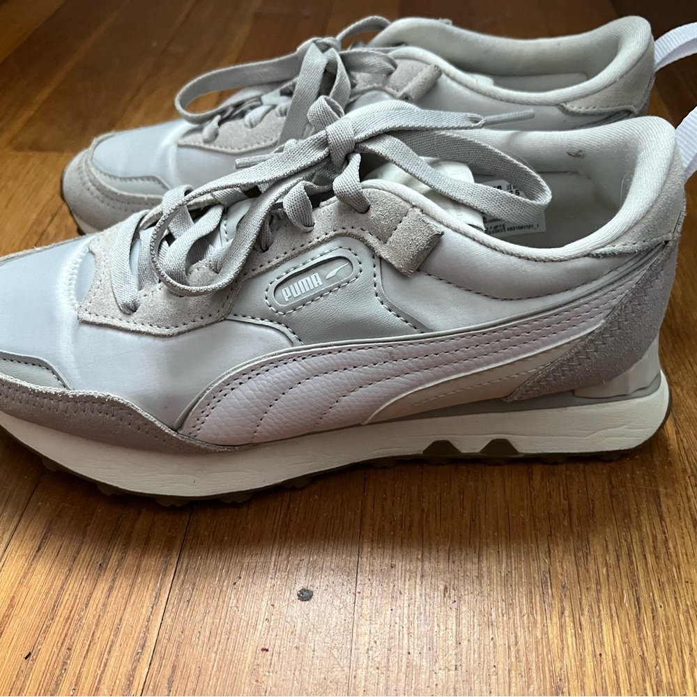 Puma Light Gray sneakers women’s size 6.5